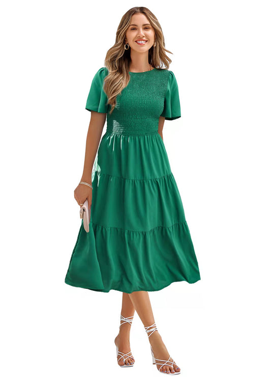 Spring And Summer Round Neck Smocking Vacation Dress